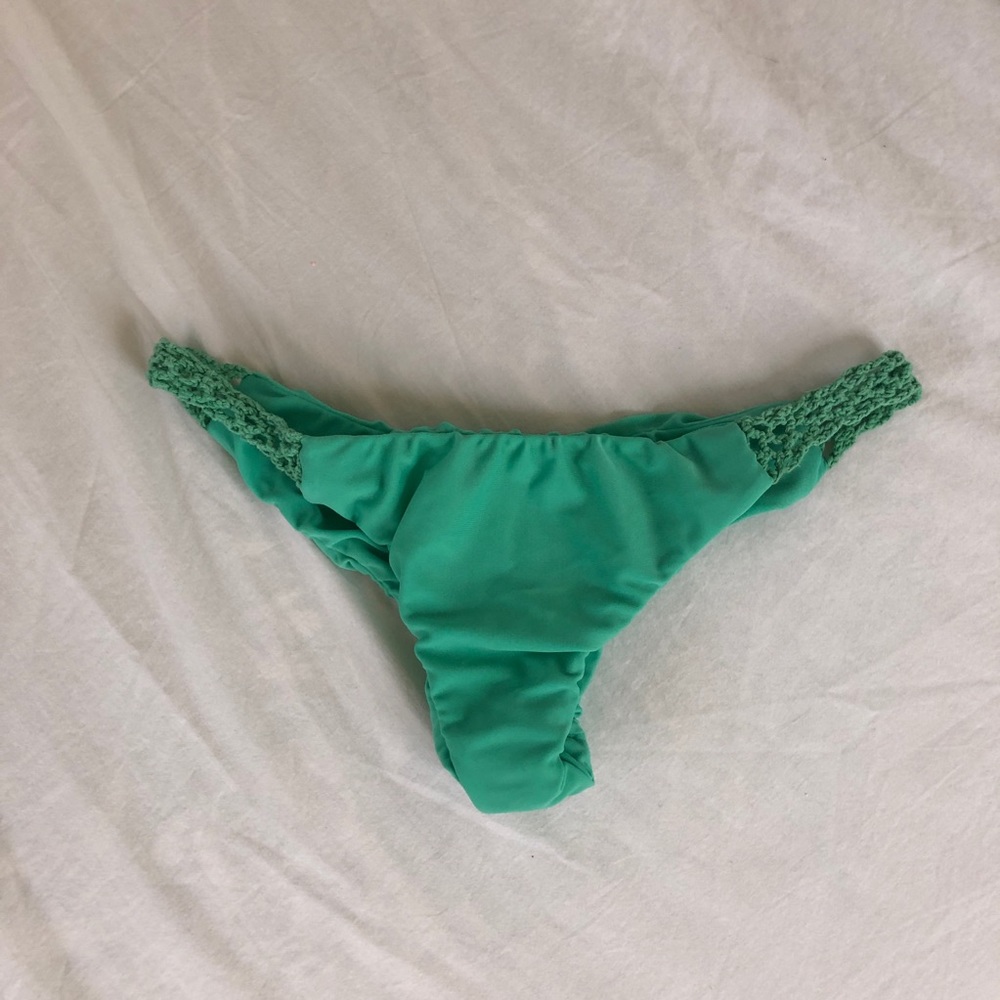 POSH PUA mint bikini bottoms
